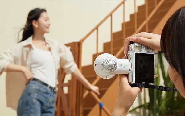 فلاش دوربین گودکس Godox Lux Elf Camera Flash و نورپردازی روی سوژه