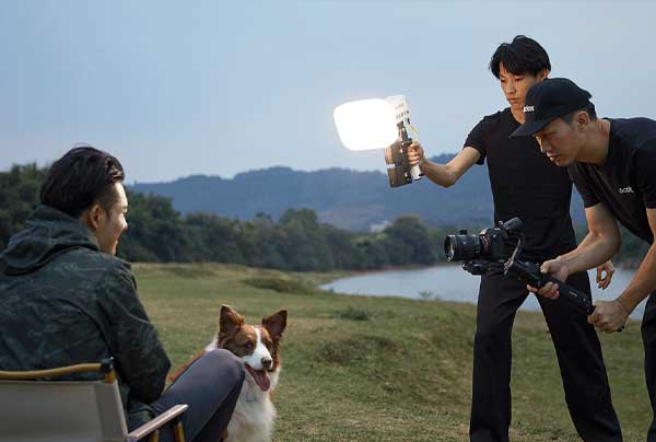 ویدئو لایت گودکس Godox ML60IIBi Bi-Color LED Monolight و نورپردازی سوژه انسانی