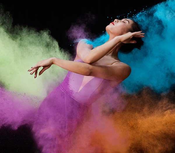 فلاش گودکس Godox QT600IIIM Flash Head و عکاسی از رقصنده