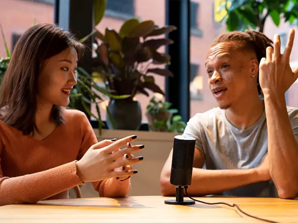 میکروفون استودیویی جی بی ال JBL Quantum Stream و تهیه پادکست