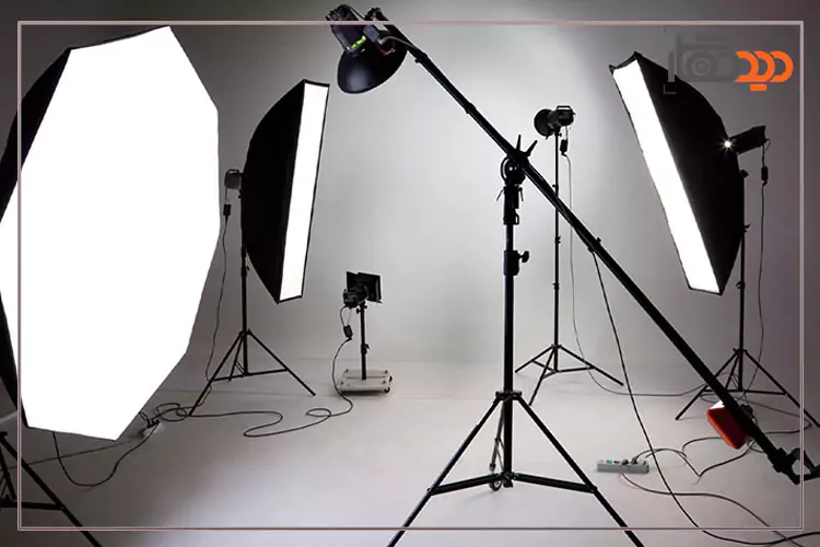 تصویربرداری از محصول با استفاده از تجهیزات آتلیه