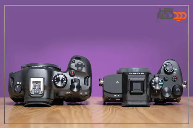 صفحه نمایش دوربین سونی A7IV و دوربین کانن R6II 