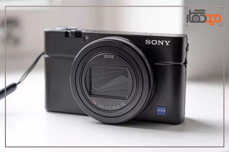 نمای ظاهری دوربین خانگی compact