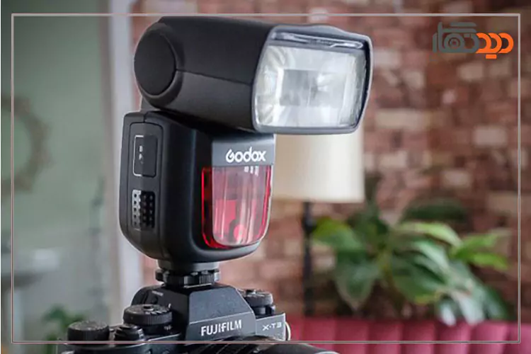 فلاش اکسترنال روی دوربین