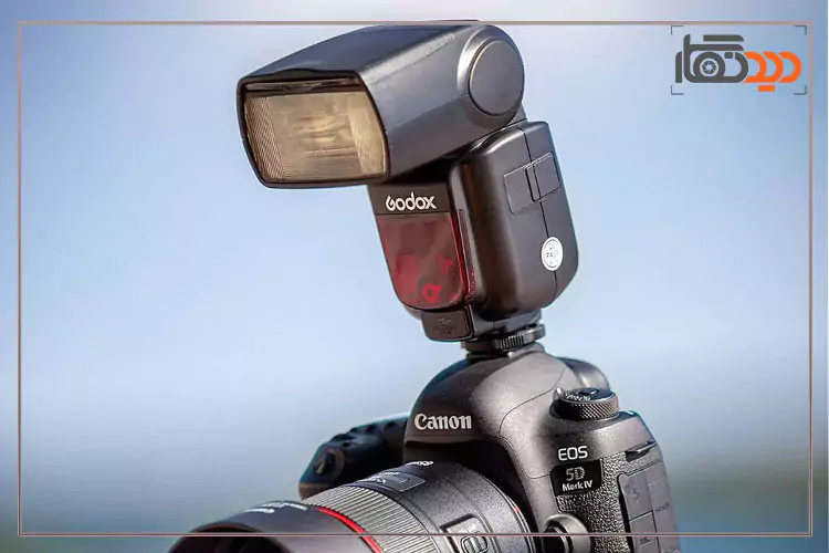 فلاش اکسترنال روی دوربین