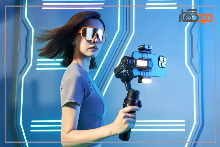 گیمبال ژیون 5S AI Pro در دست