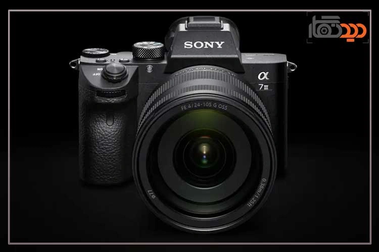 نقد و بررسی دوربین سونی A7 iii و نمای روبرو
