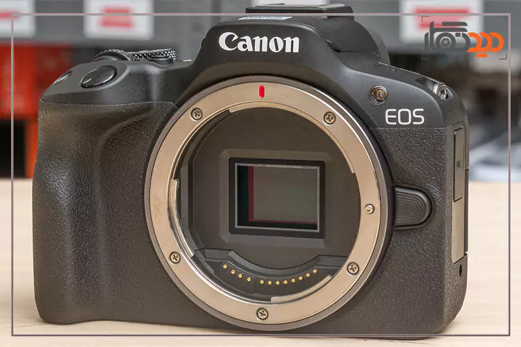 طراحی و ارگونومی دوربین کانن R50 