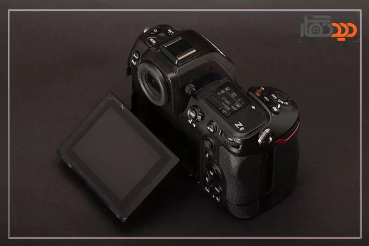 نمایشگر دوربین نیکون z8