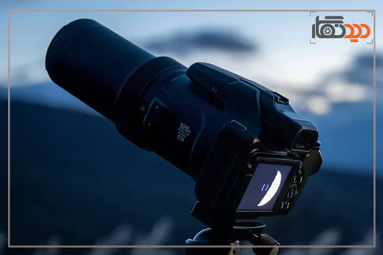 نقد و بررسی جامع دوربین P1100، دوربینی با زوم بی‌نظیر