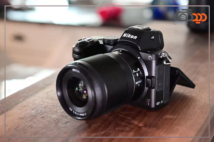 نیکون Z5 به همراه لنز