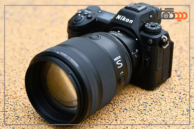 نمای ظاهری دوربین نیکون Z6 III