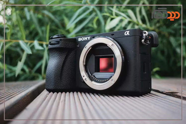 نمای ظاهری دوربین سونی A6700