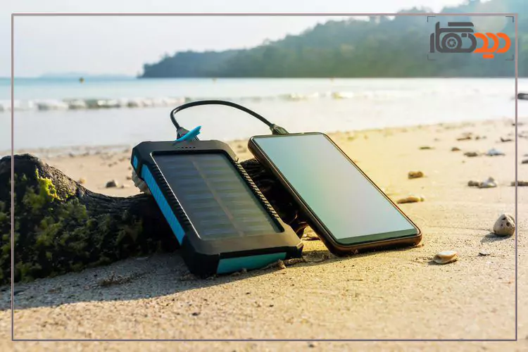 mobile photography 2025-پاوربانک خورشیدی