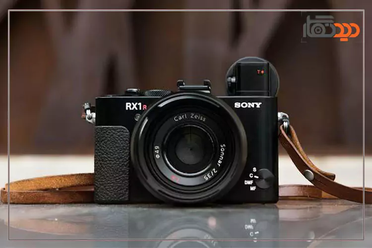 نمای ظاهری دوربین سونی Sony RX1R III