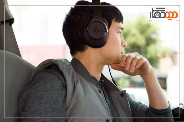 هدفون با سیم-wired headphone