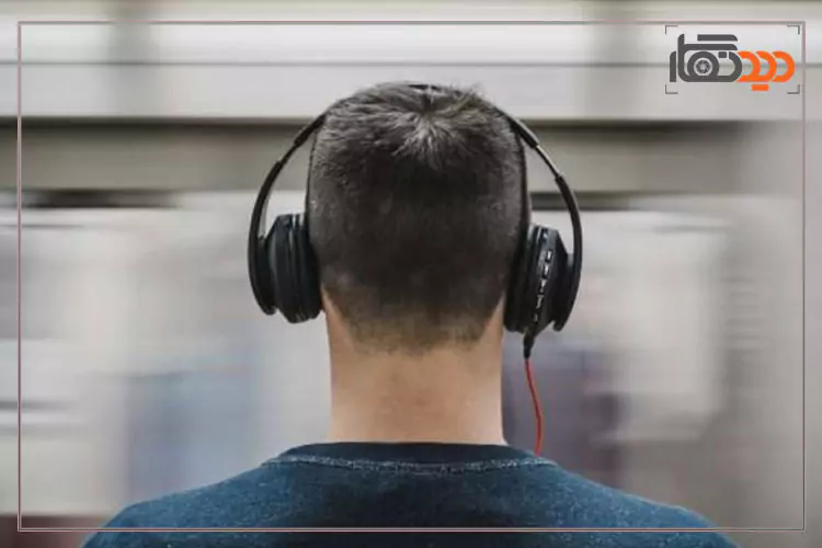 هدفون با سیم-wired headphone