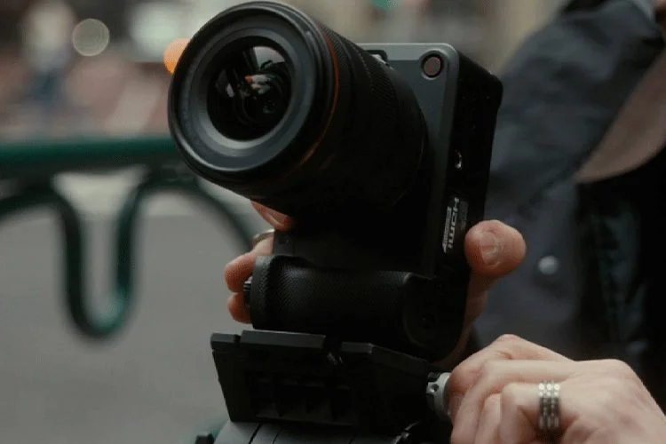 دوربین کانن Canon EOS R6 V